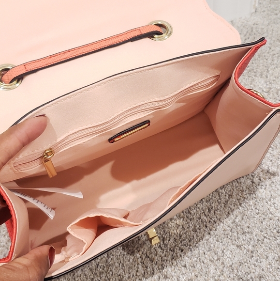 Aldo Chic Feather Bag - Picture 6 of 8